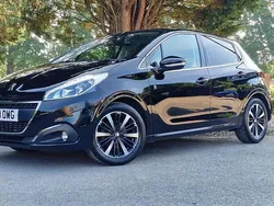 Black Used 2019 Peugeot 208 Hatchback | £9,000