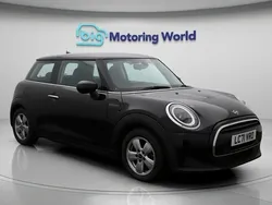Black Used 2021 Mini Cooper Classic Hatchback | £15,500 (Fair price)