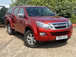 Red Used 2016 Isuzu D-Max Pickup | £12,995 (Fair price)