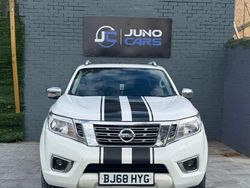 White Used 2018 Nissan Navara Acenta+ Pickup | £9,995 (Super price)