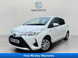 White Used 2017 Toyota Yaris Hybrid Hatchback | £8,950 (Good price)