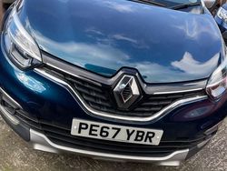 Blue/silver Used 2017 Renault Captur Dynamique SUV | £7,595 (Fair price)