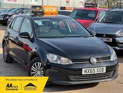 Black Used 2015 VW Golf VII S Hatchback | £4,975 (Fair price)