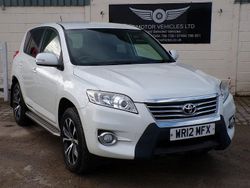 White Used 2012 Toyota RAV4 Estate | £5,999 (A bit pricey)