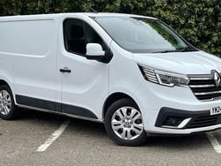 White Used 2024 Renault Trafic MPV | £18,290 (Super price)