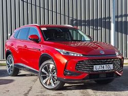 Red Used 2025 MG HS Trophy SUV | £20,998 (Expensive)