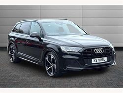 Black Used 2022 Audi Q7 S-Line SUV | £40,095 (Fair price)