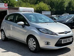 Silver Used 2011 Ford Fiesta Hatchback | £2,695 (Good price)