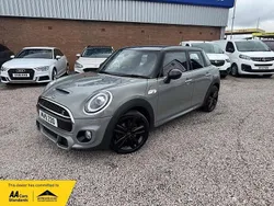 Moonwalk grey Used 2019 Mini Cooper S Hatch Hatchback | £14,081 (Fair price)