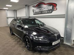 Black Used 2018 Skoda Superb SportLine Estate | £15,995 (Fair price)