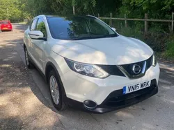 White Used 2015 Nissan Qashqai Acenta Premium SUV | £6,990 (Good price)