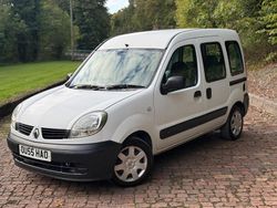 White Used 2006 Renault Kangoo Authentique MPV | £2,495