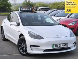 White Used 2021 Tesla Model 3 Standard Range Plus Sedan | £12,995