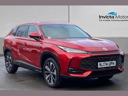 Red Used 2025 MG HS SE SUV | £20,800 (Expensive)