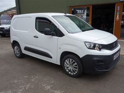 White Used 2019 Peugeot Partner MPV | £8,995 (Fair price)