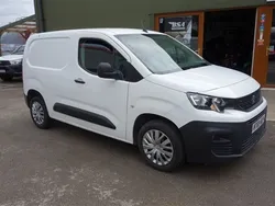 White Used 2019 Peugeot Partner MPV | £8,995 (Good price)