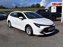 White Used 2022 Toyota Corolla Estate | £16,982 (Fair price)