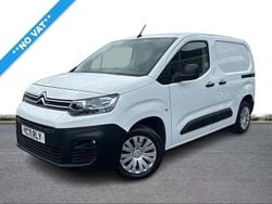 White Used 2021 Citroën Berlingo MPV | £7,996 (Good price)