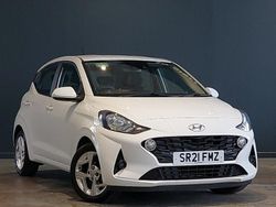 White Used 2021 Hyundai i10 SE Hatchback | £14,498 (A bit pricey)