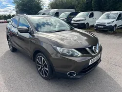 Beige Used 2014 Nissan Qashqai S SUV | £7,499 (Expensive)