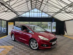 Red Used 2016 Ford S-MAX Sport MPV | £9,995 (Fair price)