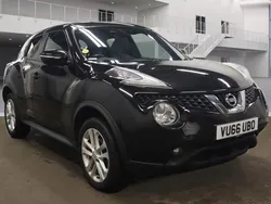 Black Used 2016 Nissan Juke N-Connecta SUV | £6,195 (Fair price)
