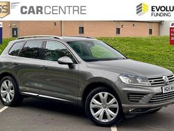 Grey Used 2015 VW Touareg R-line SUV | £15,900 (Good price)
