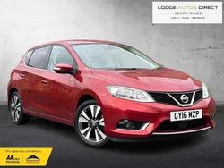 Red Used 2016 Nissan Pulsar N-Connecta Hatchback | £6,690 (Fair price)
