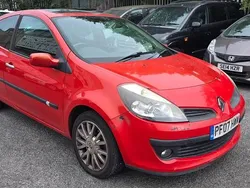 Red Used 2007 Renault Clio II Dynamique Hatchback | £699 (Super price)