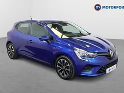 Blue Used 2022 Renault Clio V Iconic Hatchback | £11,399 (Fair price)