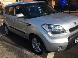 Silver Used 2011 Kia Soul 2 SUV | £2,995 (Fair price)