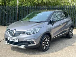 Grey Used 2018 Renault Captur Dynamique SUV | £8,999 (Fair price)