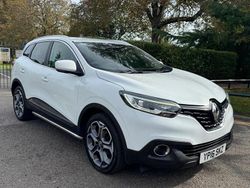 White Used 2016 Renault Kadjar Dynamique SUV | £6,999 (Fair price)