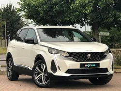 White Used 2024 Peugeot 3008 Allure SUV | £22,193 (Fair price)