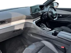 Black Used 2021 Peugeot 3008 Premium SUV | £15,995 (Fair price)