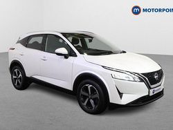 White Used 2023 Nissan Qashqai N-Connecta SUV | £18,199 (Fair price)