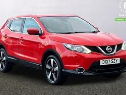 Red Used 2017 Nissan Qashqai N-Connecta SUV | £7,799 (Good price)