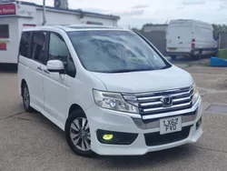 White Used 2013 Honda Stepwgn MPV | £9,495 (Fair price)