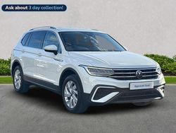 White Used 2022 VW Tiguan Allspace Life SUV | £25,304 (Fair price)