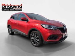Red Used 2019 Renault Kadjar Iconic SUV | £9,999 (Fair price)