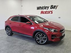 Red Used 2022 Kia XCeed SUV | £13,990 (Fair price)