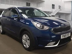 Blue Used 2019 Kia Niro 2 SUV | £10,690 (Fair price)