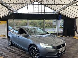 Grey Used 2018 Volvo V40 Momentum Estate | £9,495 (Fair price)
