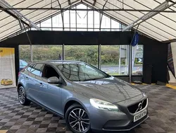 Grey Used 2018 Volvo V40 Momentum Estate | £9,675 (Fair price)