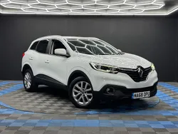 White Used 2018 Renault Kadjar Dynamique SUV | £7,790 (Fair price)