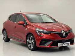 Renault id flame red Used 2022 Renault Clio V Hatchback | £15,250 (Fair price)