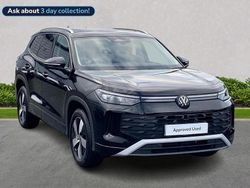 Black Used 2025 VW Touran Match MPV | £37,999