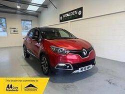 Red/black Used 2016 Renault Captur Signature SUV | £5,395 (A bit pricey)