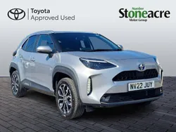 Silver Used 2022 Toyota Yaris Hybrid Design SUV | £20,500 (Good price)