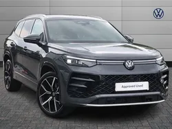 Grey Used 2025 VW Tayron R-line SUV | £41,490 (Good price)